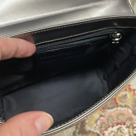 Silver Salvatore Ferragamo bag - Picture 8 of 9